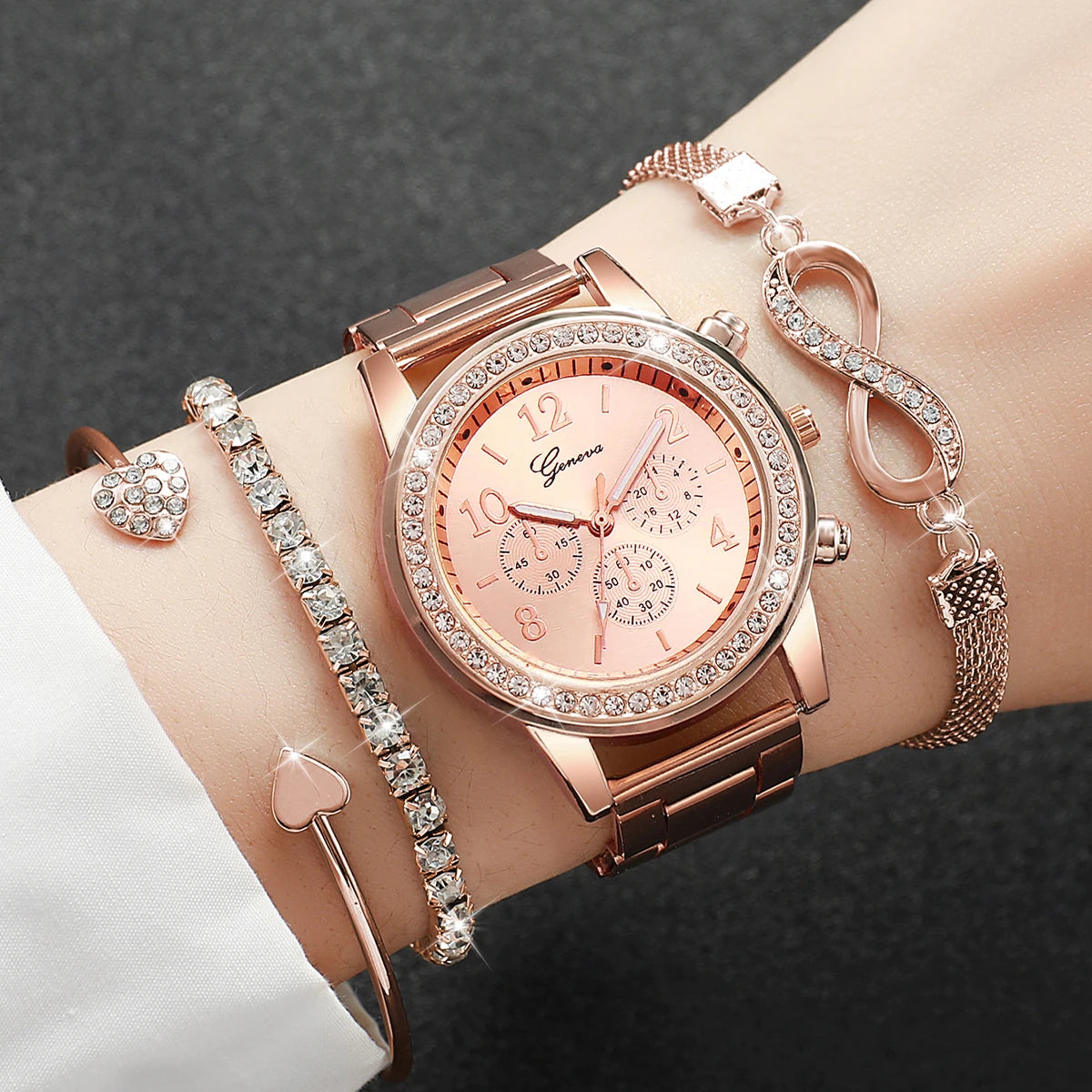 4-TEILIGES Set Mode Strass Damen Uhren Luxus Stahlband Damenuhr Quarz Armbanduhr Set Reloj Mujer (ohne Box)