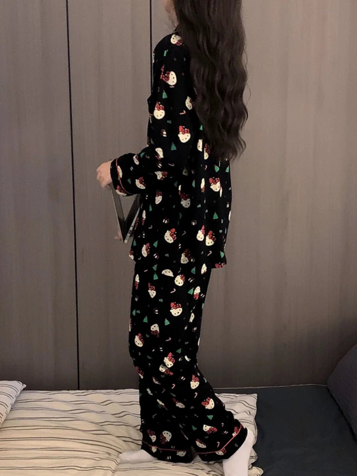 2Pcs/Set Christmas Hello Kitty Pajama Set Anime Cute Woman's Home Wear Cartoon Casual Pajamas Couple Sleep Clothing Loungewear - MAGUSTA BEAUTY