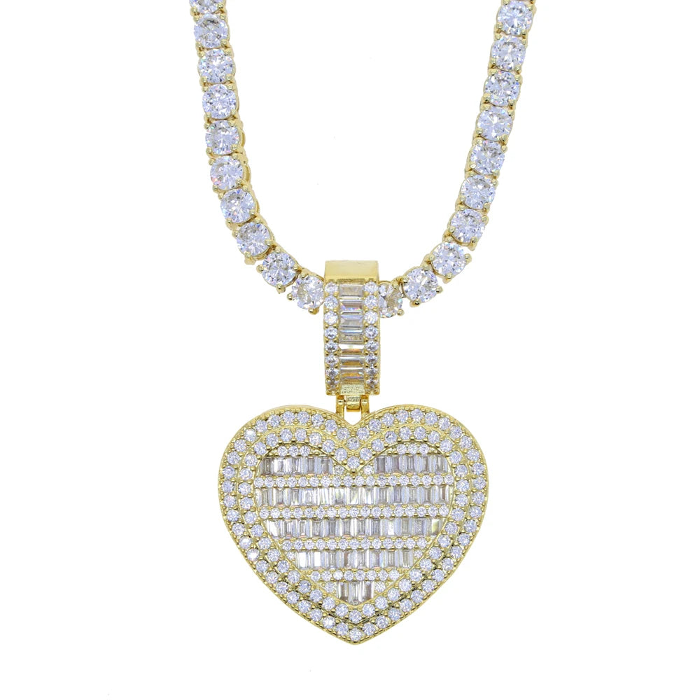 Auf Lager Iced Out Bling Damen Schmuck 5A Weißer Zirkonia Herzanhänger Halskette Mit Tennis Box Chain