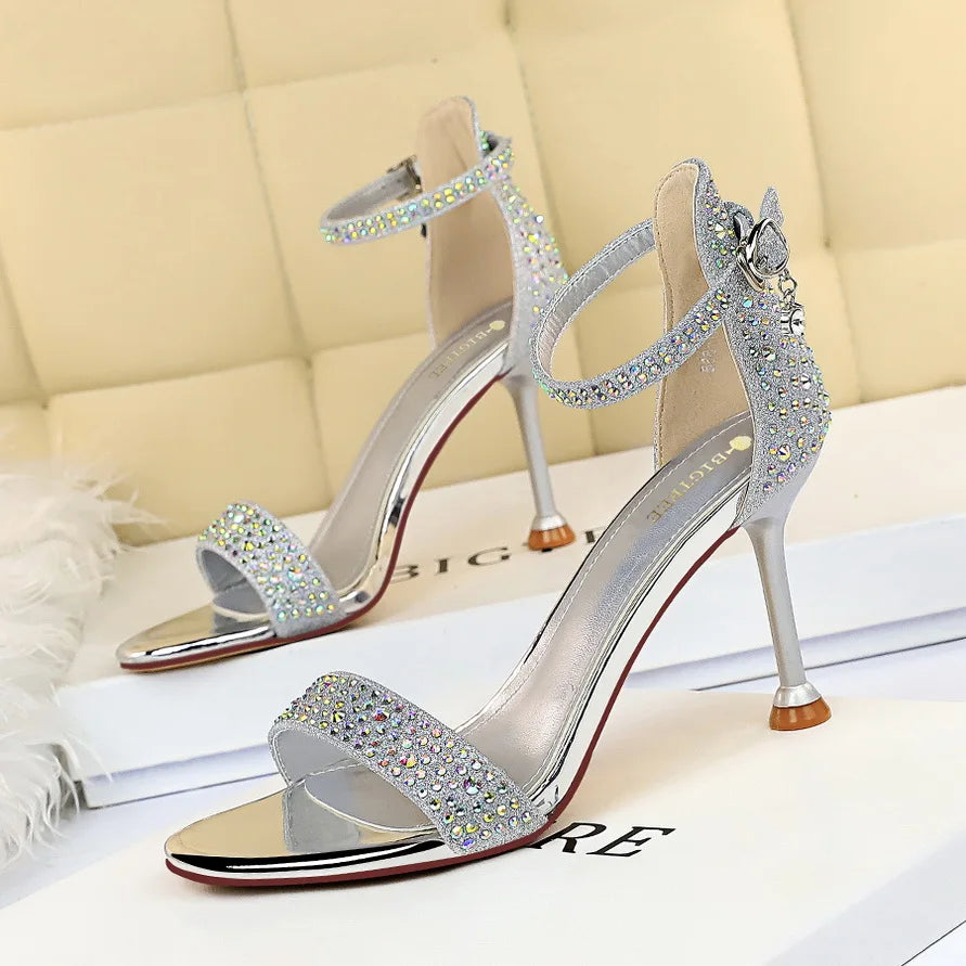 Damen Sommer Sandalen 8.5cm High Heels Strass Kristall Mittelhohe Absätze Knöchelriemchen Sandalen Damen Hochzeit Event Party Goldene Schuhe