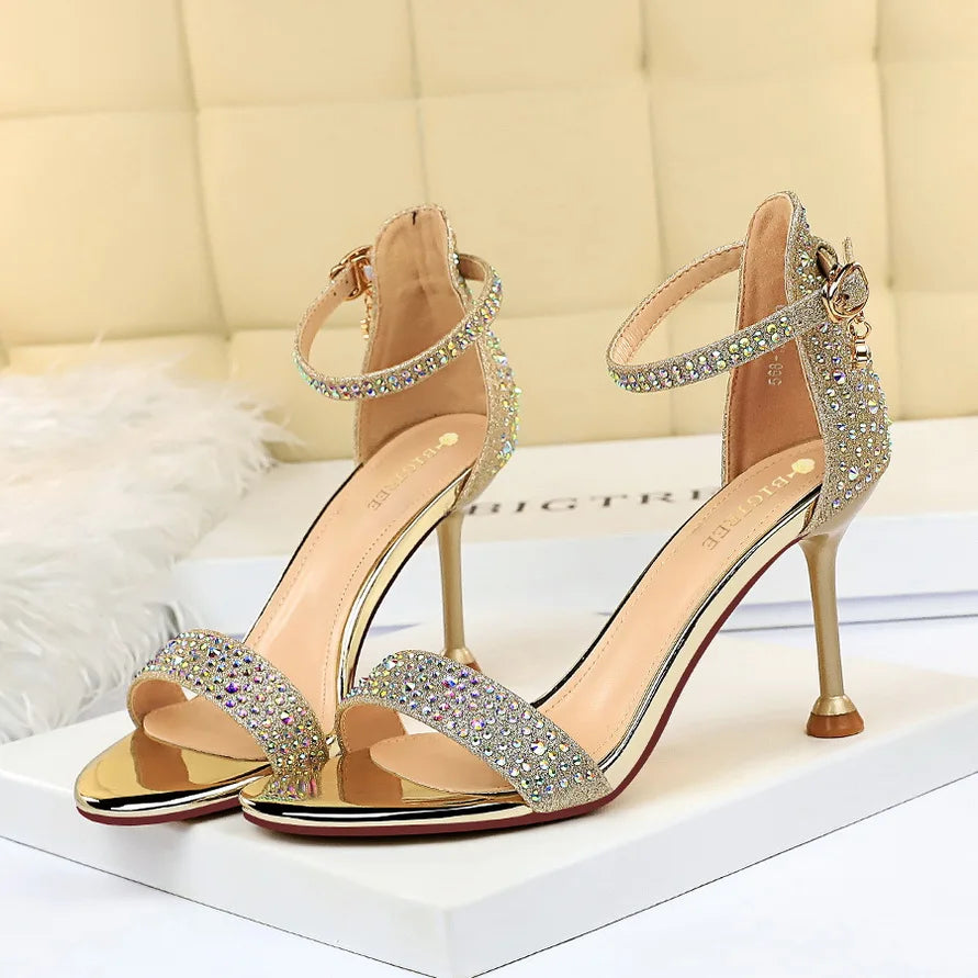 Damen Sommer Sandalen 8.5cm High Heels Strass Kristall Mittelhohe Absätze Knöchelriemchen Sandalen Damen Hochzeit Event Party Goldene Schuhe
