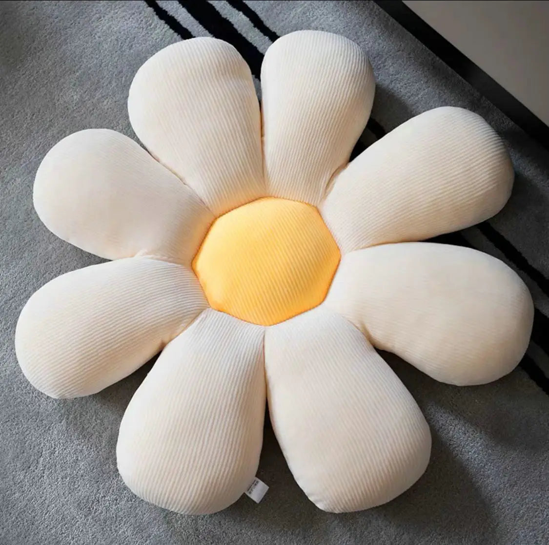 Stuffed Six Petal Flower Cushion Girly Room Decor Sunflower Pillow Bay Window Pink Flower Setting for Kids Bedroom Seat Pillow