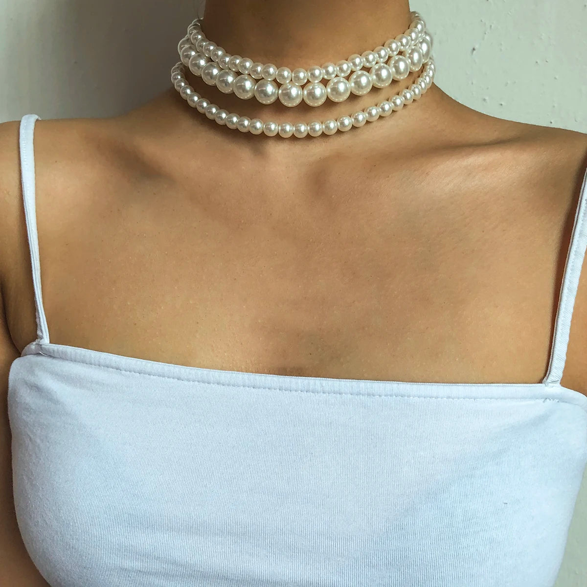 Multi-Layer White Imitation Pearl Necklace Bead  Chain Punk Ladies Wedding Short Clavicle Necklac Girl Charm Banquet Jewelry