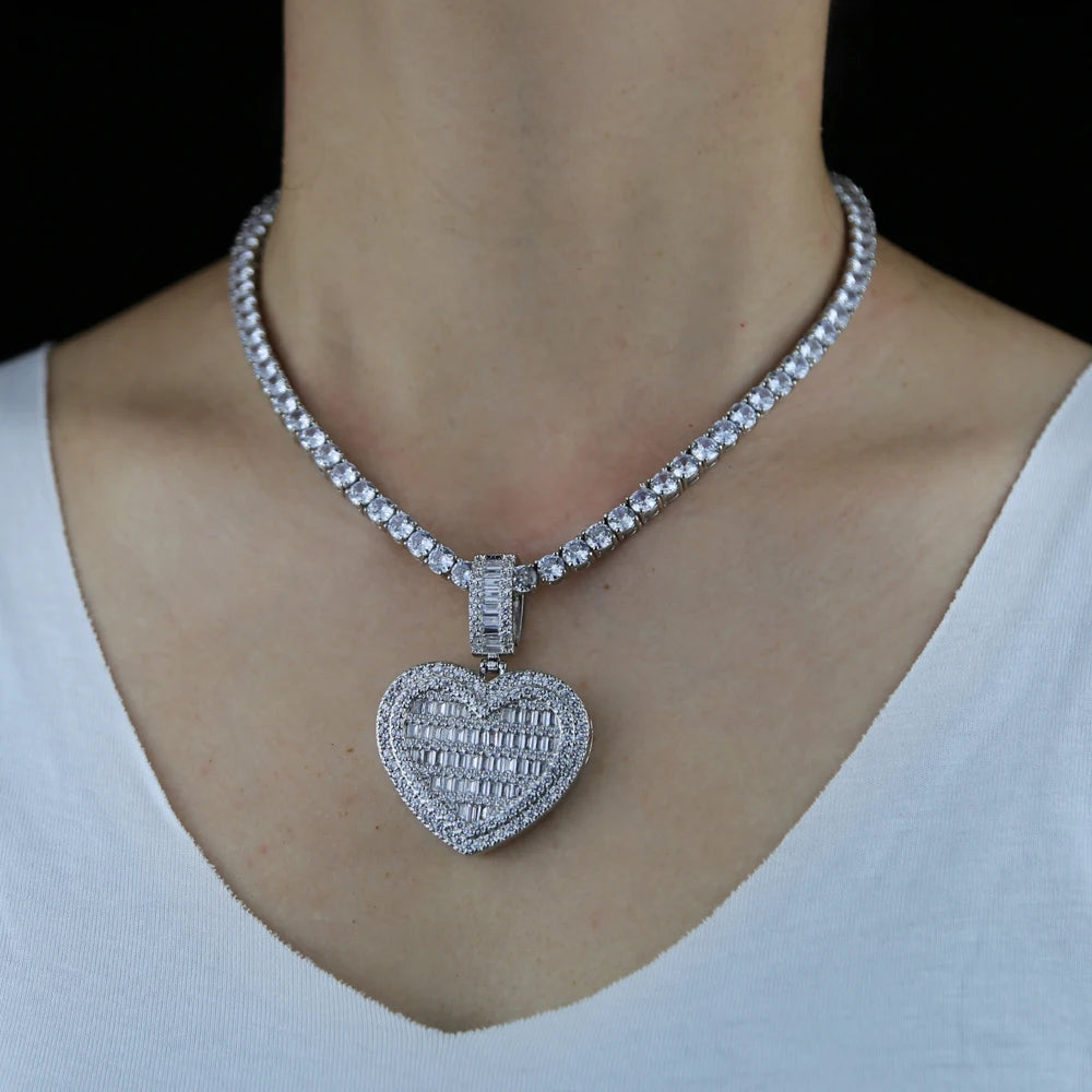 Auf Lager Iced Out Bling Damen Schmuck 5A Weißer Zirkonia Herzanhänger Halskette Mit Tennis Box Chain