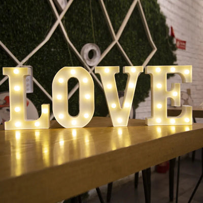 Luxus Alphabet Buchstabe LED Lichter Leuchtende Zahlenlampe Batterie Nachtlicht für Haus Hochzeit Geburtstag Weihnachtsfeier Dekoration