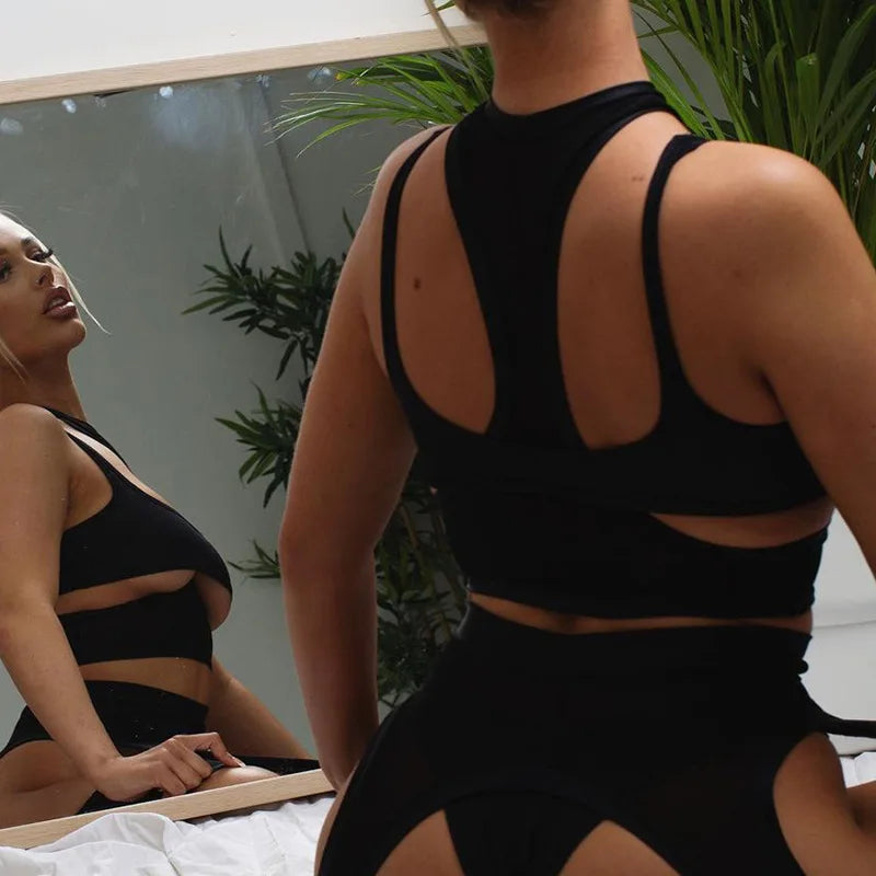 Sexy Solid Color Hanging Neck Bandage V-neck Off Shoulder Crop Tops 2021 Summer Women Fashion Casual Black Halter Vest Comfort