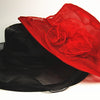 2021 Elegante Damenhüte mit breiter Krempe Sonnenhüte Kirche Hochzeits Derby Party Strand Blumen Mehrlagiger Organza Hut