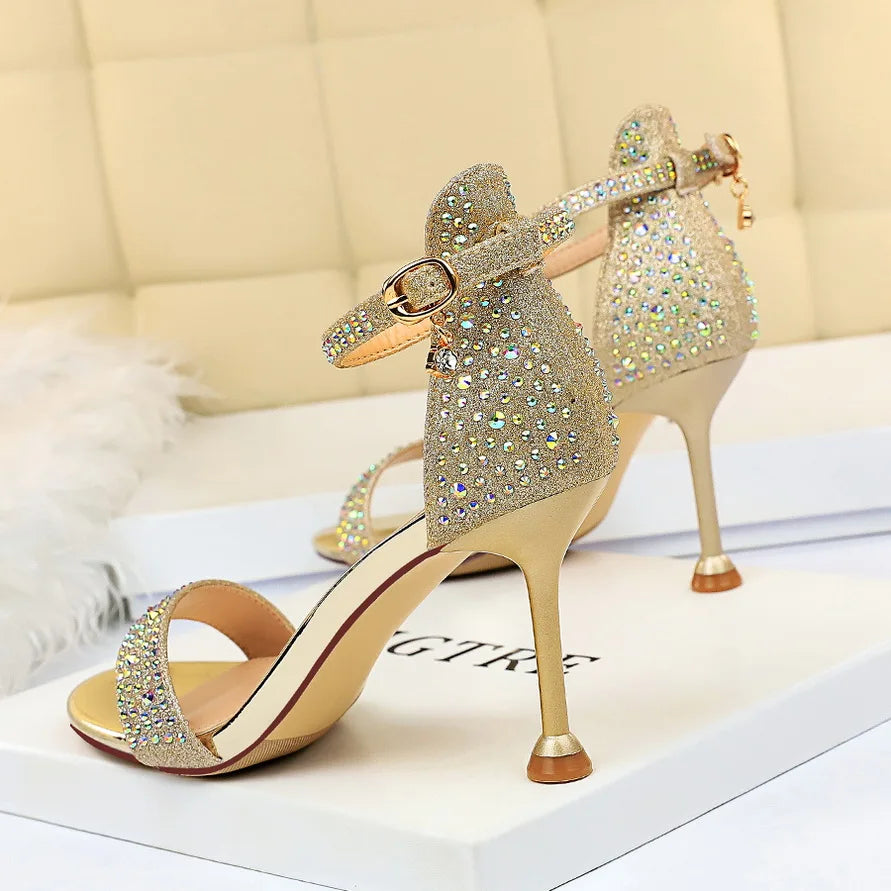 Damen Sommer Sandalen 8.5cm High Heels Strass Kristall Mittelhohe Absätze Knöchelriemchen Sandalen Damen Hochzeit Event Party Goldene Schuhe