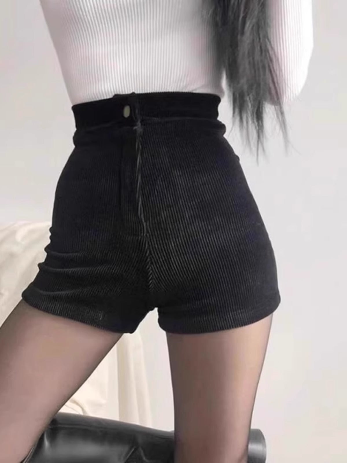 Corduroy shorts for women 2023 autumn and winter New High waist slimming straight tights fashionable Korean style small boot pants