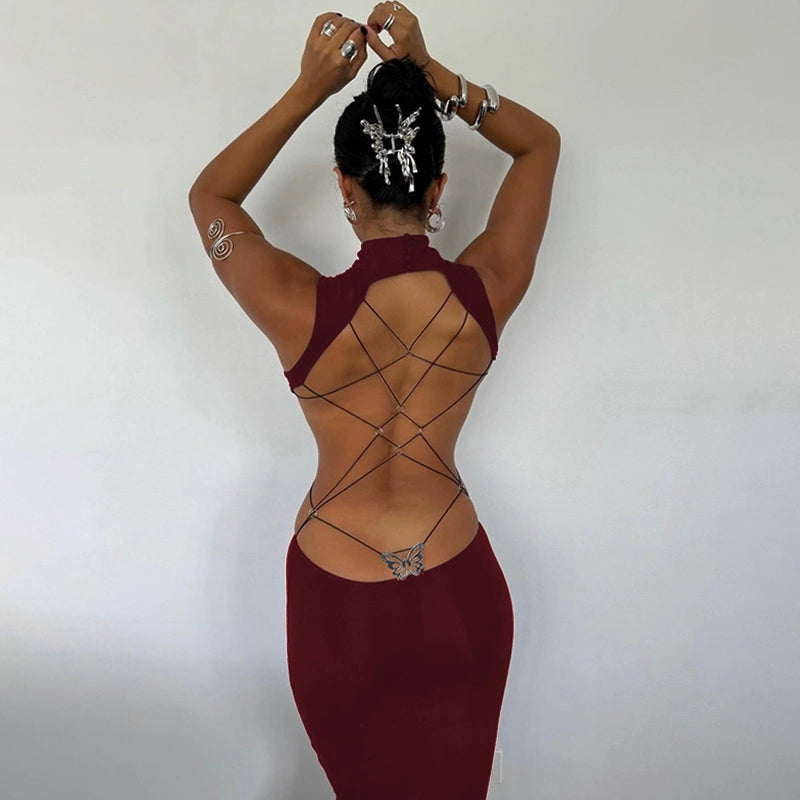 Umwerfendes europäisches und amerikanisches Metall-Schmetterling Aushöhlen Rückenfreies Kleid Damen Gyaru Stil Schlankmachender langer Rock mit Schlitz