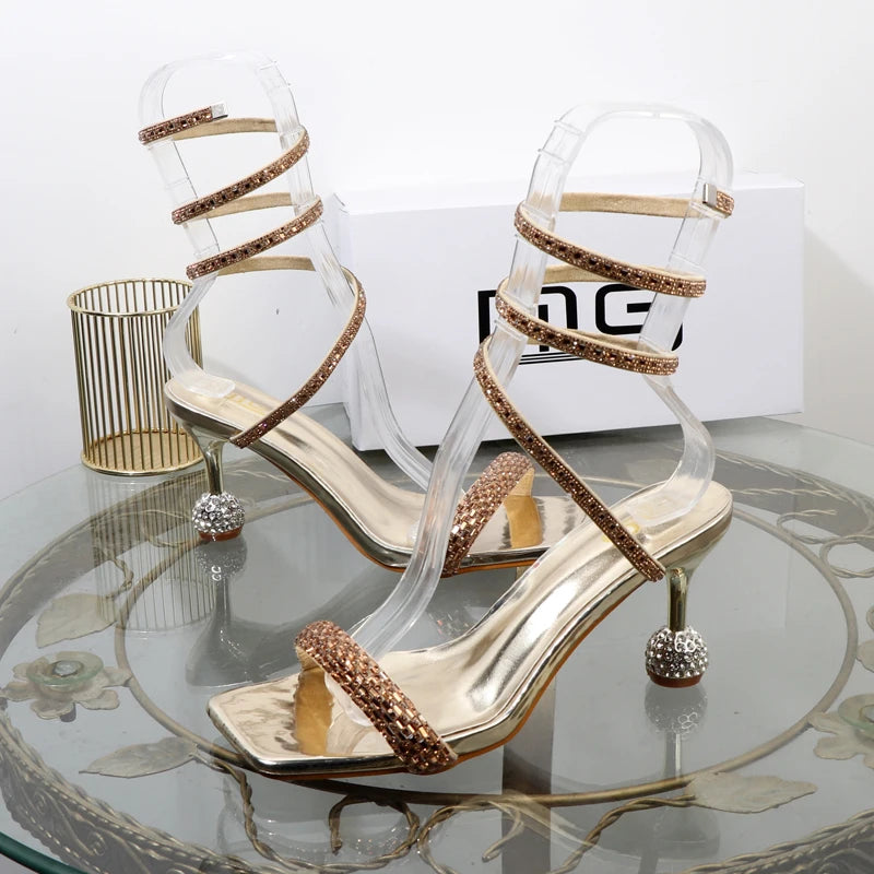 Luxus-Fashion-Sandalen 2024 Sommer Neue Strass Fee offene Zehen Ring-Fuß-Riemen Römersandalen mit hohem Absatz Damenschuhe Bankett