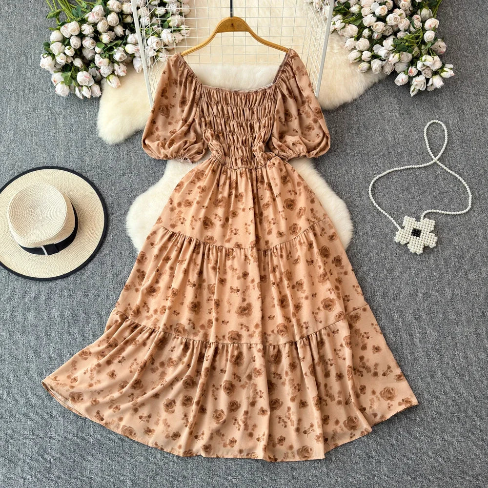 2024 Neues Sommer Blumenmuster Maxikleid Damen Vintage Eckiger Ausschnitt Geraffte Brust Schärpe Bandage Sommerkleid Partykleid