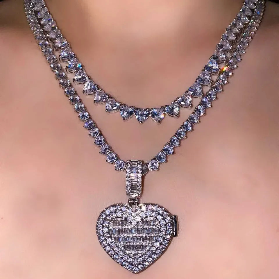 Auf Lager Iced Out Bling Damen Schmuck 5A Weißer Zirkonia Herzanhänger Halskette Mit Tennis Box Chain