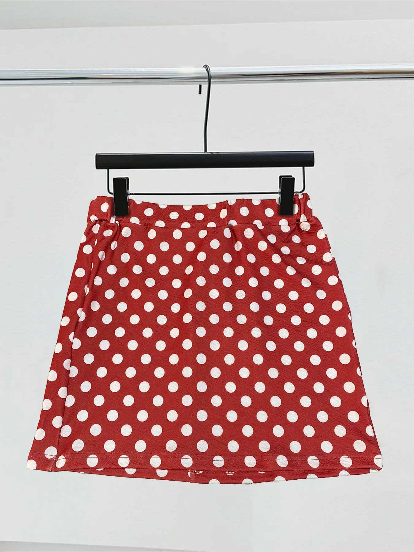 Qianniao style elegant elastic waist half skirt, hip hugging high waist short skirt