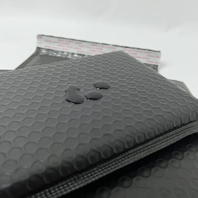20 STÜCK/Los schwarze Schaumstoff-Umschlagtaschen, selbstklebende Polsterversandtaschen mit Luftpolsterfolie, Versandverpackungsbeutel