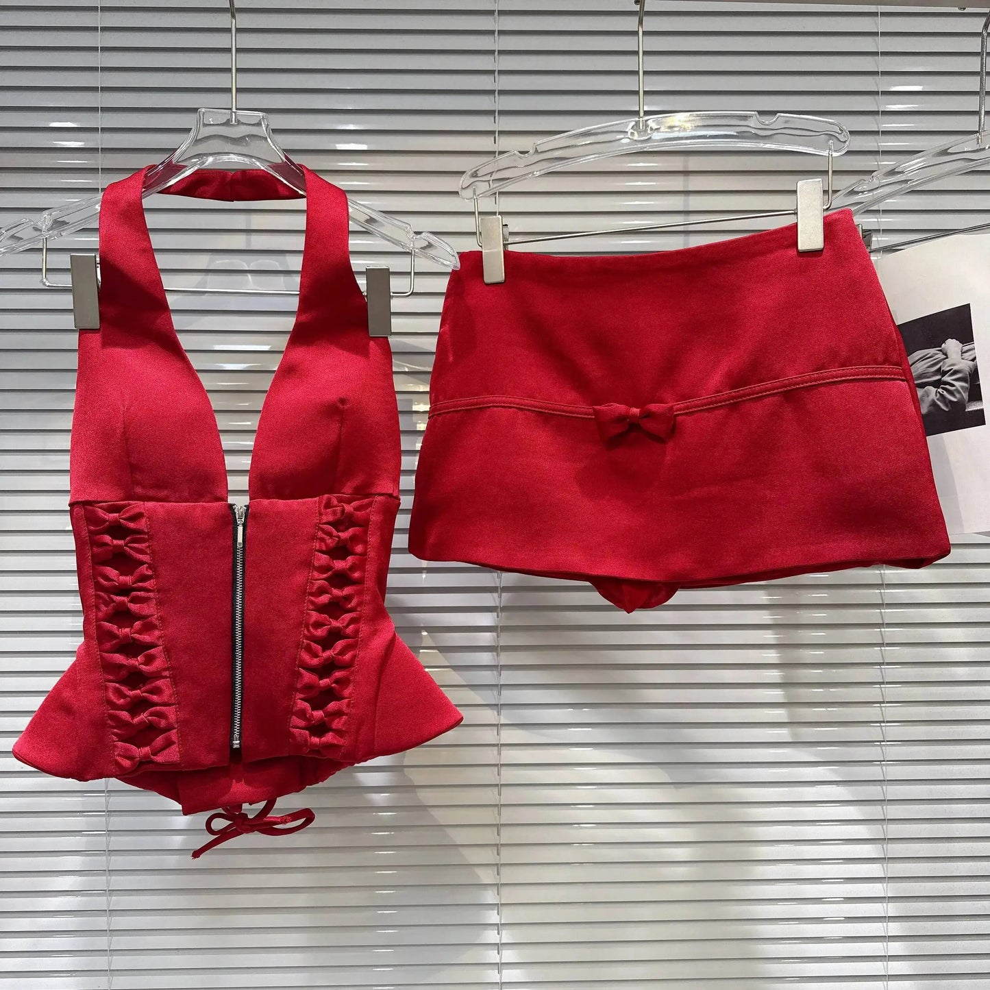 DEAT 2026 Summer New Sexy Hot Girl V-neck Backless Bandage Bowknot Fishbone Halter Top Red Mini Skirt For Women 11B1198