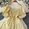 2024 Neues Sommer Blumenmuster Maxikleid Damen Vintage Eckiger Ausschnitt Geraffte Brust Schärpe Bandage Sommerkleid Partykleid