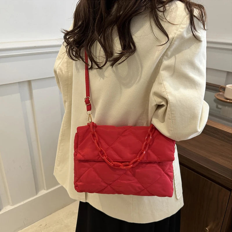 Acryl-Ketten-Umhängetaschen, quadratisch, lässig, Klappe, Damen-Pendeltaschen, gesteppt, All-Match, Winter, große Kapazität für Mädchen zum Einkaufen