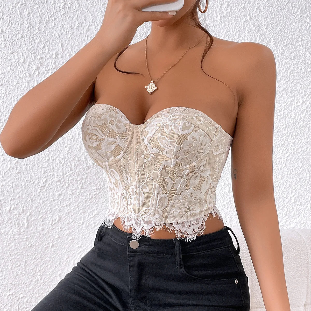 Women Floral Lace Off The Shoulder Crop Tube Top Sexy Strapless Sleeveless Bandeau Tops Y2K Going Out Night Club Party Crop Tops