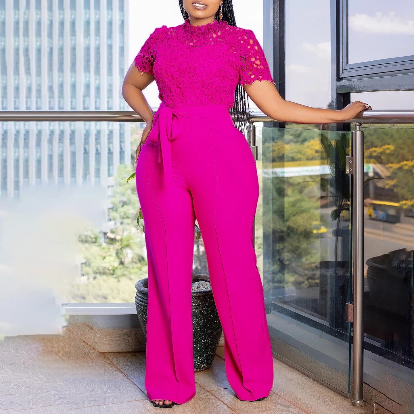 Elegante Jumpsuits & Rompers für Damen Rundhals Spitze Patchwork Kurzarm Gürtel Hohe Taille Luxus Geburtstagsparty Abend Outfit