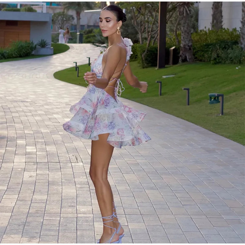 Damen Batik 3D Blumen Tief V-Ausschnitt ausgestellte Ärmel Minikleider Mode Slim Bedruckt Mehrfachfalten Vestidos Neue Damen Urlaubskleidung