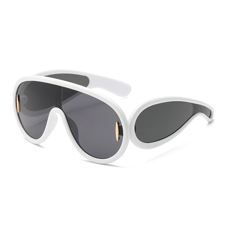 New Fashion Personality Hip Hop Cool Cyberpunk Sunglasses with Large Frame UV400 Anti UV Eyeglasses Oculos De Sol Feminino