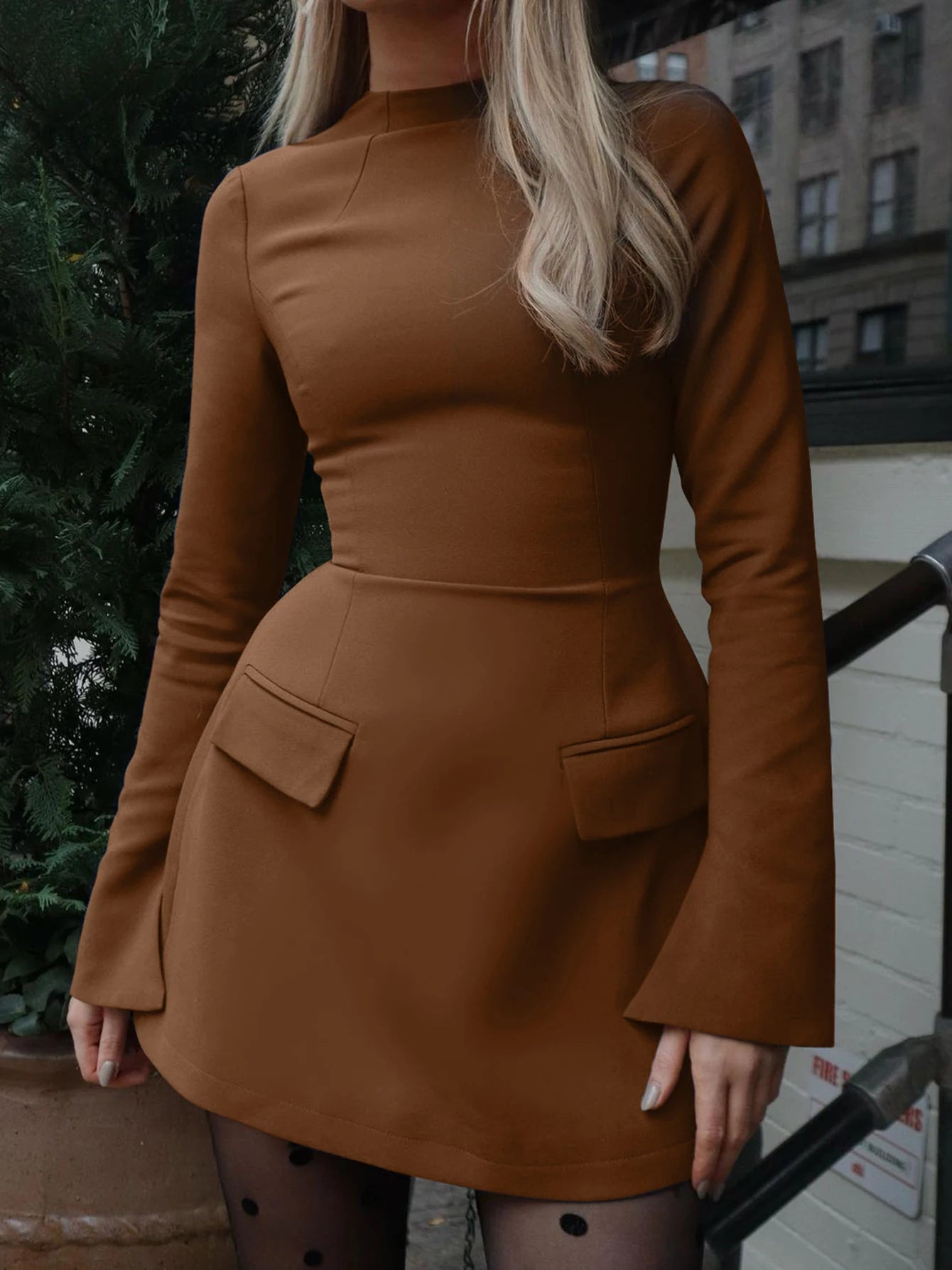 Dulzura Langarm Reißverschluss Bodycon Minikleid mit Taschen Einfarbig Elegantes Outfit Büro Streetwear Damen Herbst Winter Kleidung