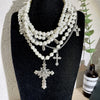 Goth Rosenblume Imitation Perlen Kreuz Anhänger Halskette für Frauen Mehrlagige Perlenketten Ästhetischer Vintage Luxus Schmuck