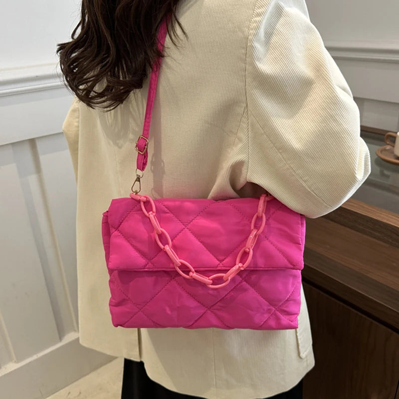 Acryl-Ketten-Umhängetaschen, quadratisch, lässig, Klappe, Damen-Pendeltaschen, gesteppt, All-Match, Winter, große Kapazität für Mädchen zum Einkaufen
