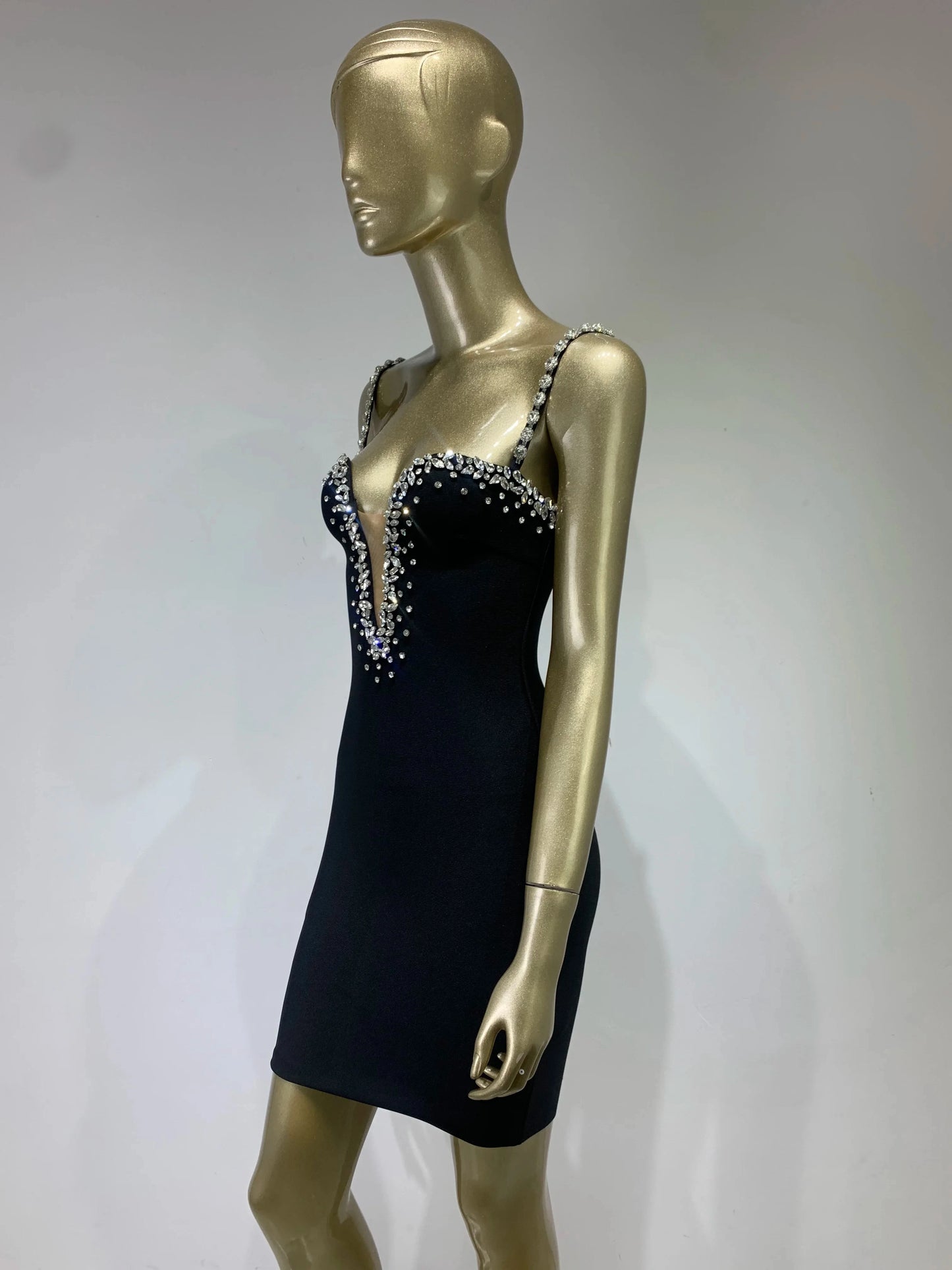 New Women Celebrity Sexy V Neck Beading Backless Black Mini Bandage Dress 2025 Knitted Elegant Evening Club Party Dress