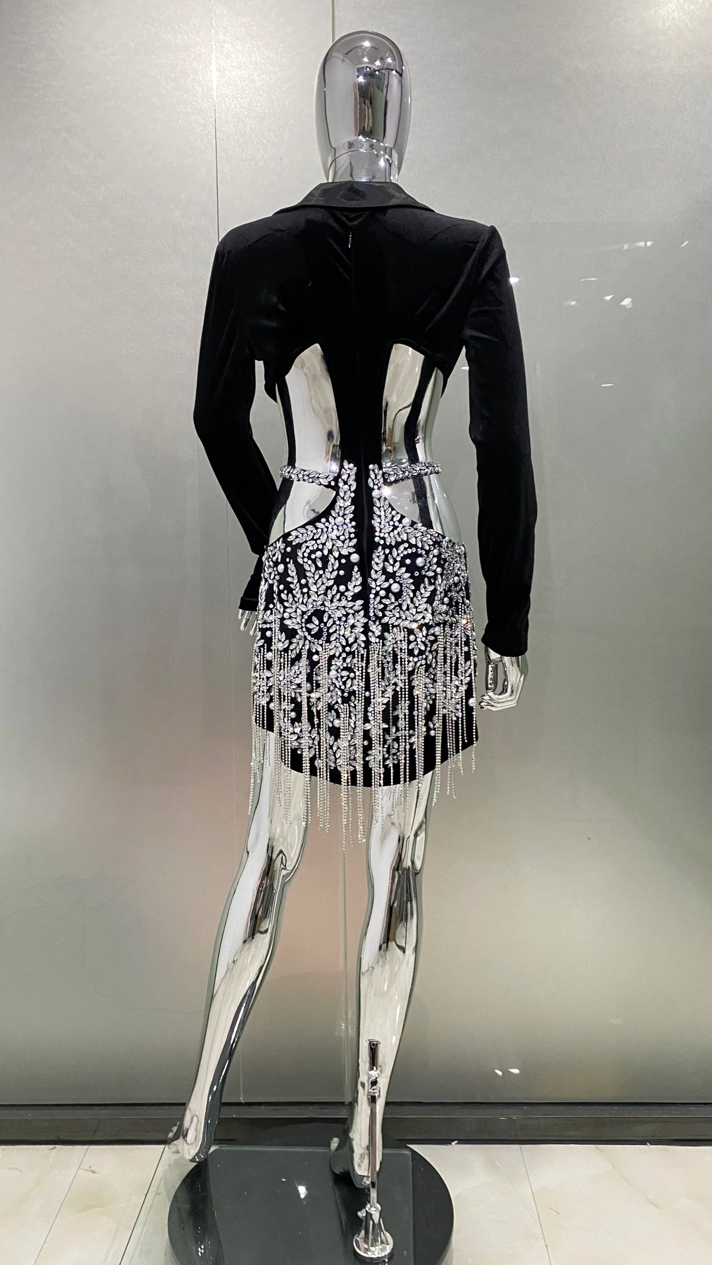 2024 Luxus Diamanten Quasten Sexy Cut-Out Gekerbte Schwarze Minikleid Damen Abendparty Vestido Feiern Club Party Outfit