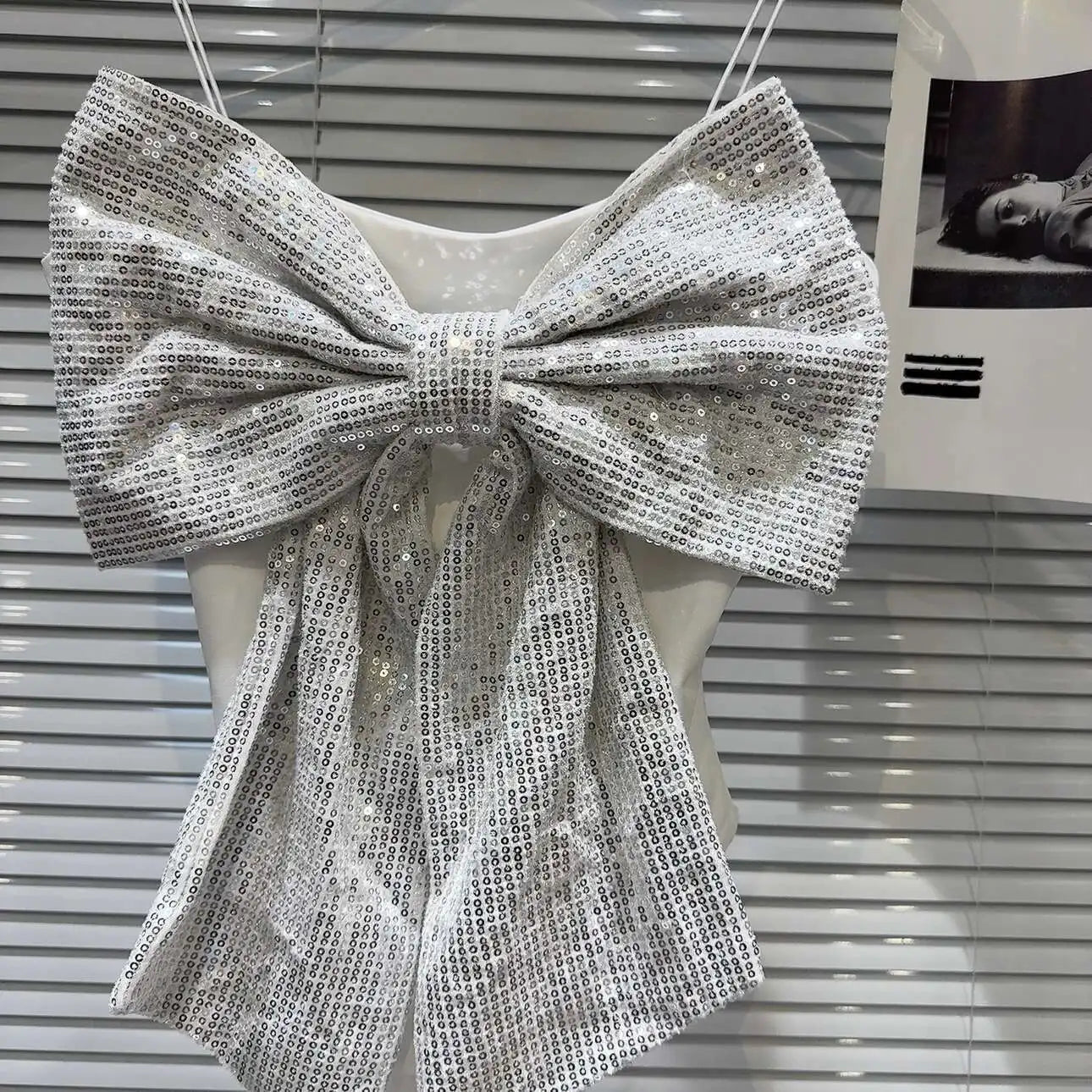 DEAT Sequin Big Bow Jumpsuit Suspender Vest For Women 2024 Summer New Fashion Celebrity Solid Color Camisole Female 11XX9197