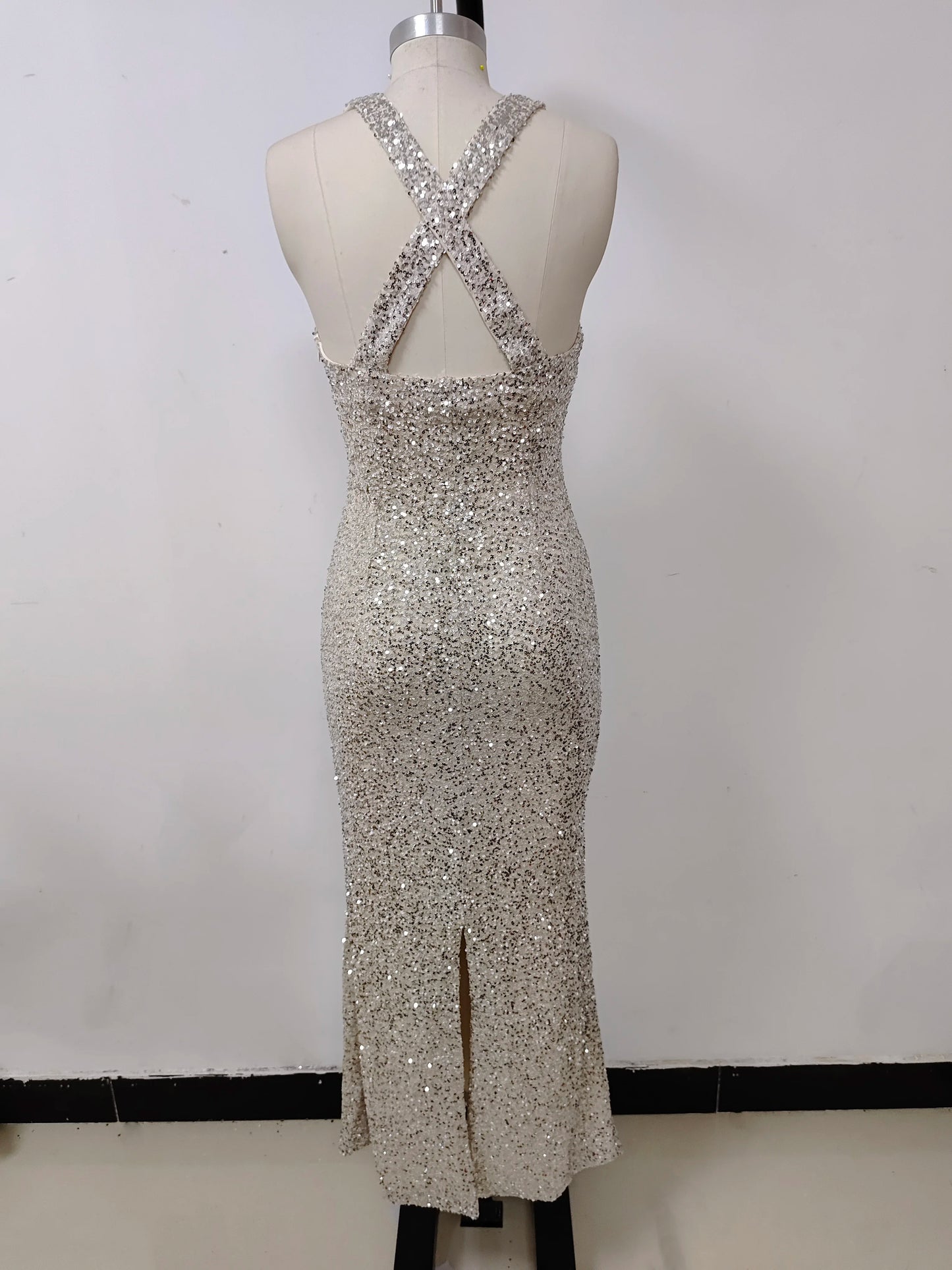 Long Dresses Women Elegant Shinny Sequins Midi Dress Female Sleeveless Backless Long Vestidos Lady Party Club Evening Robes