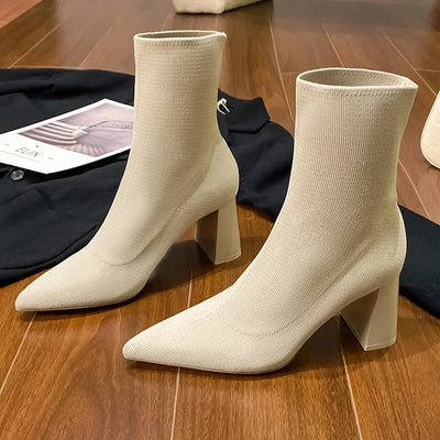 Damenstiefeletten High Heels Elastische Sockenstiefel 2023 Wintermode Spitze Zehen Stiletto-Absatz Damen Chunky Heel Damenschuhe Hellbeige