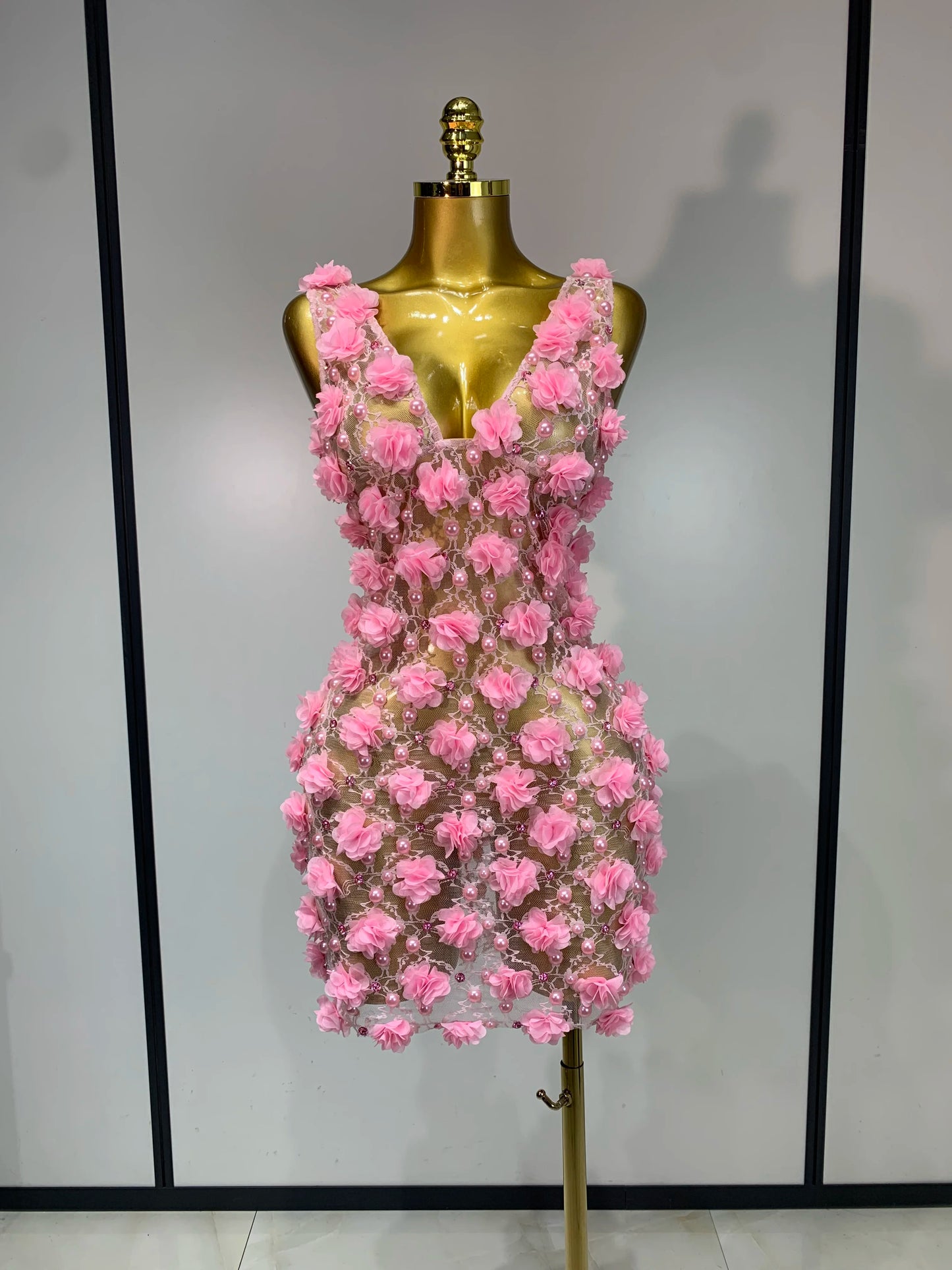 Women Luxury Pink Flowers Pearls Lace See Through Bodycon Mini Dress Birthday Photoshoot Evening Party Nightclub Stage Costume