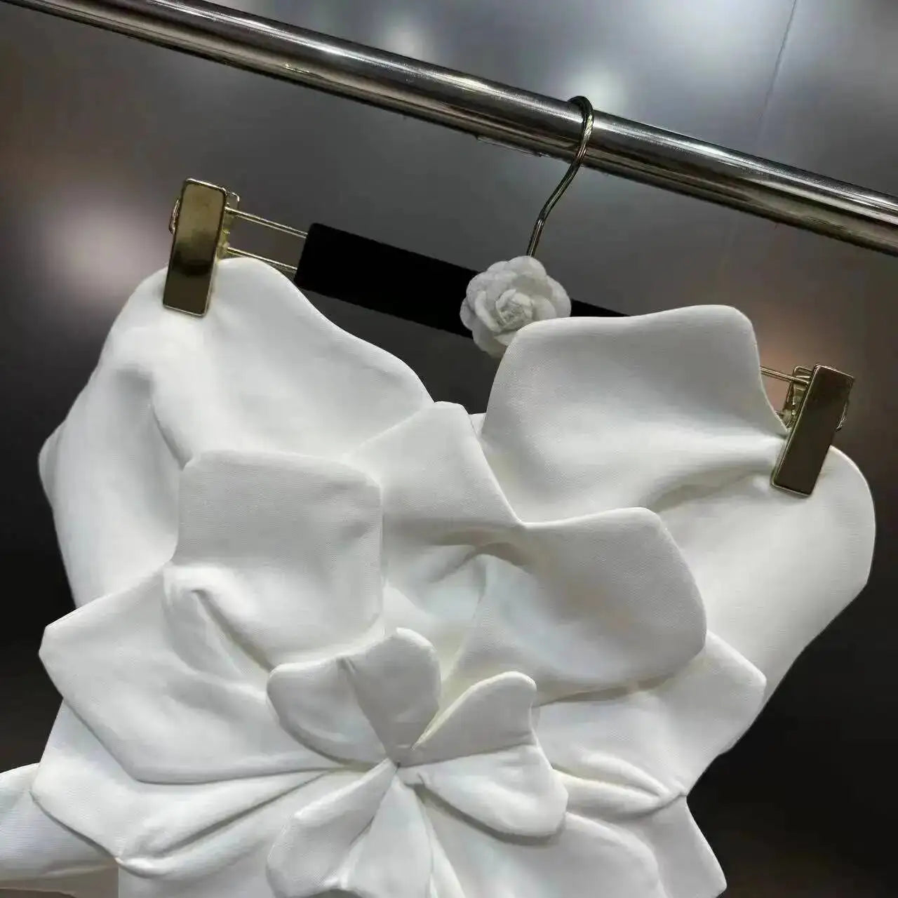 DEAT Fashion New Women's Multi 3D Flower Strapless Tops 2026 Summer Trendy Sleeveless Backless Zipper Camisole Female 11XX9050