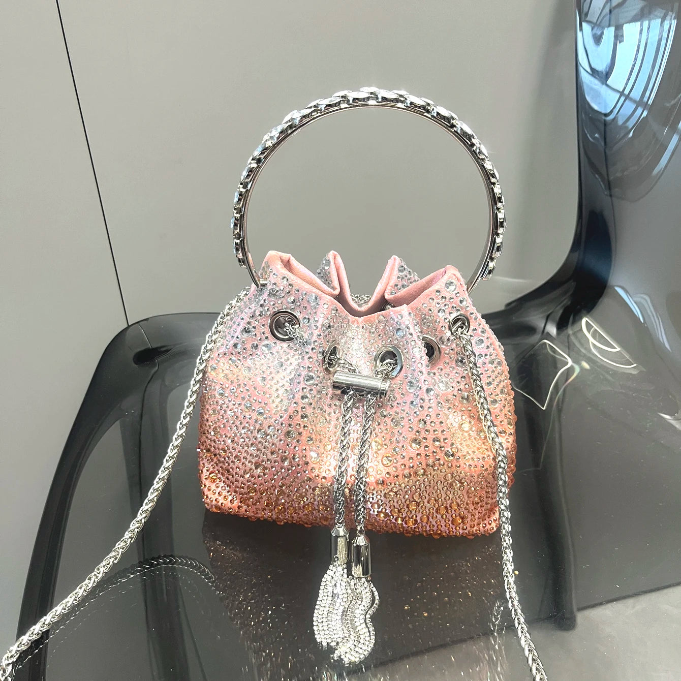 Handhabung Strasssteine Abend-Clutch-Tasche Geldbörsen und Handtasche Luxus Designer Umhängetasche Glänzende Kristall-Clutch-Geldbörse Eimer-Tasche