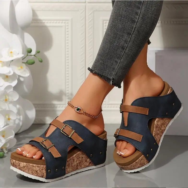 Neue Ankunft Damen Sommer 2025 Neue Plateau-Keilabsatzsandalen Übergröße Bequeme Freizeit Outdoor Offene Zehen Strandslipper
