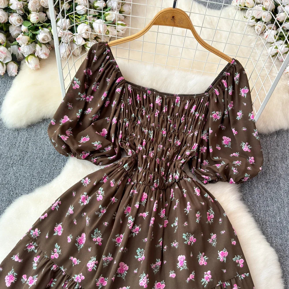 2024 Neues Sommer Blumenmuster Maxikleid Damen Vintage Eckiger Ausschnitt Geraffte Brust Schärpe Bandage Sommerkleid Partykleid