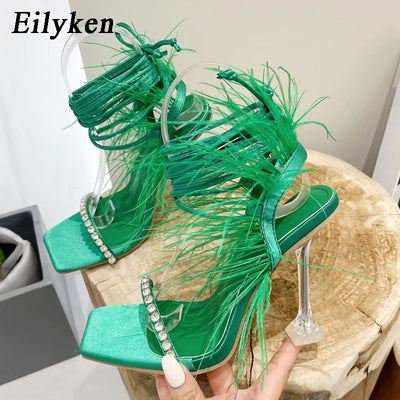 Eilyken Mode Sommer Strass Feder Damen Sandalen Schnürung Cross-Tied Sexy Gladiator Eckige Zehe Damen High Heel Schuhe