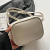 Fashion Joker PU-Gewebe wasserdicht, Buchstabendesign, Metallanhänger-Dekoration tragbare quadratische Tasche, Vorbereitung von p