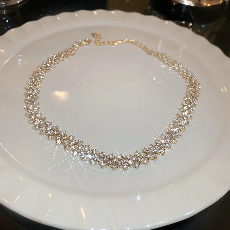 Fashion Gold Color Rhinestone Choker Necklaces for Women Geometric Crystal Necklaces Weddings Jewelry Party Gifts
