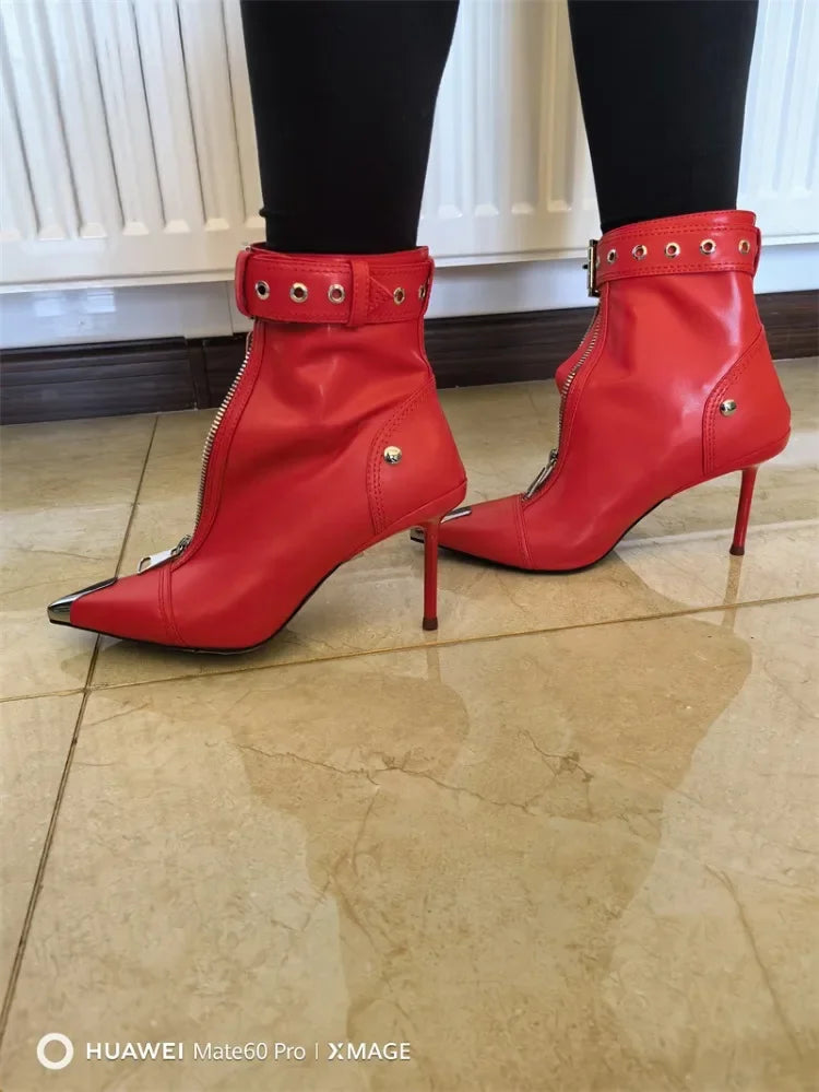 Gürtelschnalle Reißverschluss vorne Modenschau Stiefeletten Damen Herbst Winter Neu Spitz Metallverzierung Rote High Heels Ankle Boots