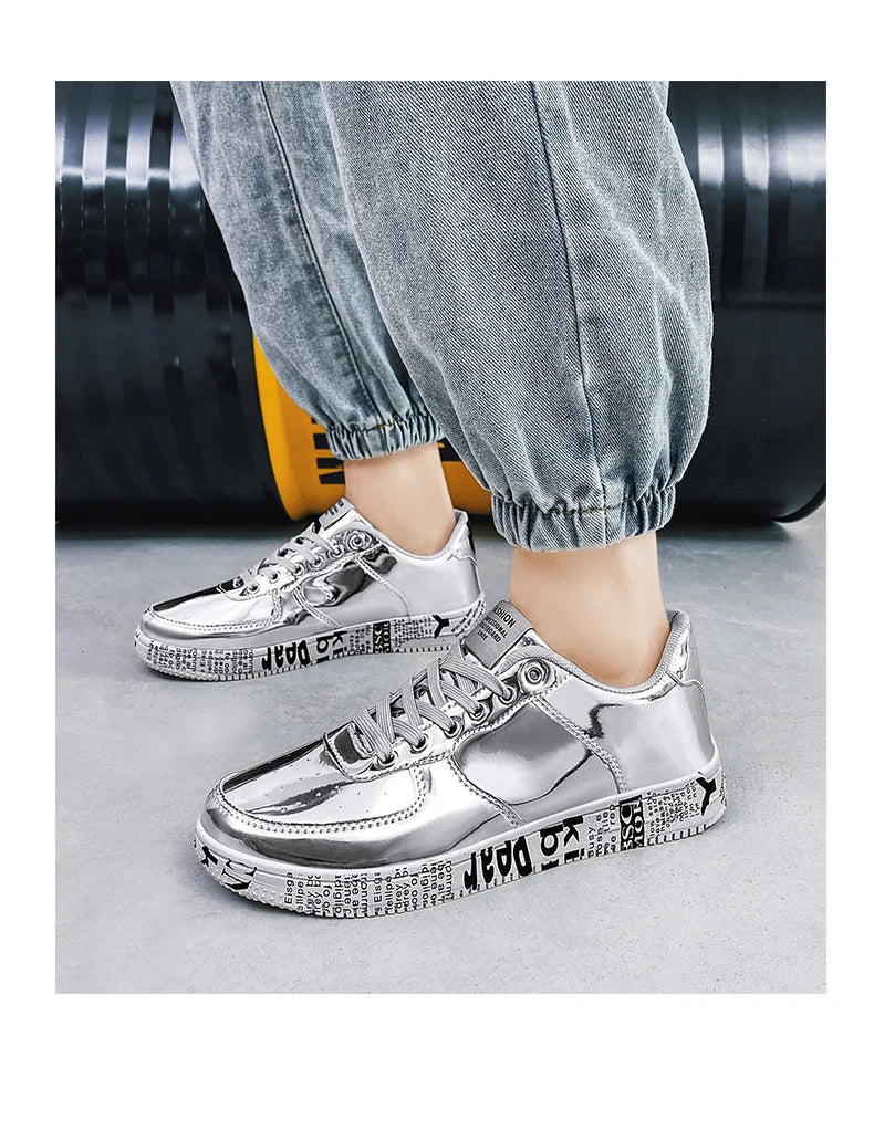New Gold Sneakers Couple Shoes Luxury Casual Glitter Sneakers Men Hip-hop Streetwear Skateboard Shoes Men Flat Designer Footwear