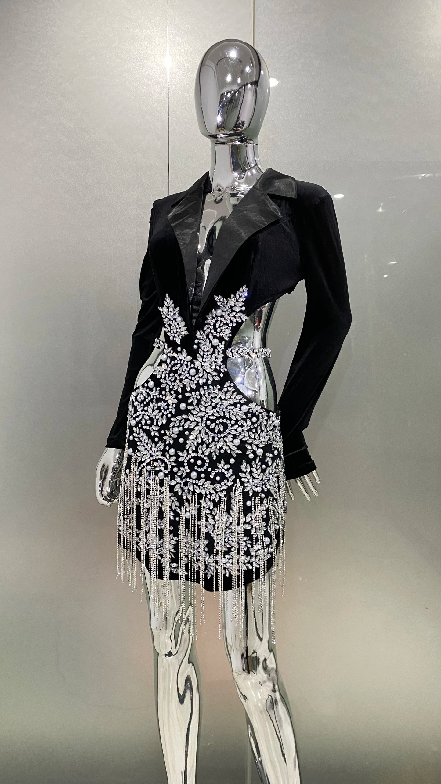 2024 Luxus Diamanten Quasten Sexy Cut-Out Gekerbte Schwarze Minikleid Damen Abendparty Vestido Feiern Club Party Outfit