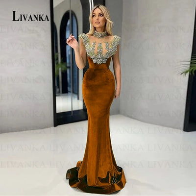 LIVANKA  Fashionable Sheath Homecoming Dresses For Women Pearls Pleat Ruched Satin Vestidos De Festa Customized Plus Size