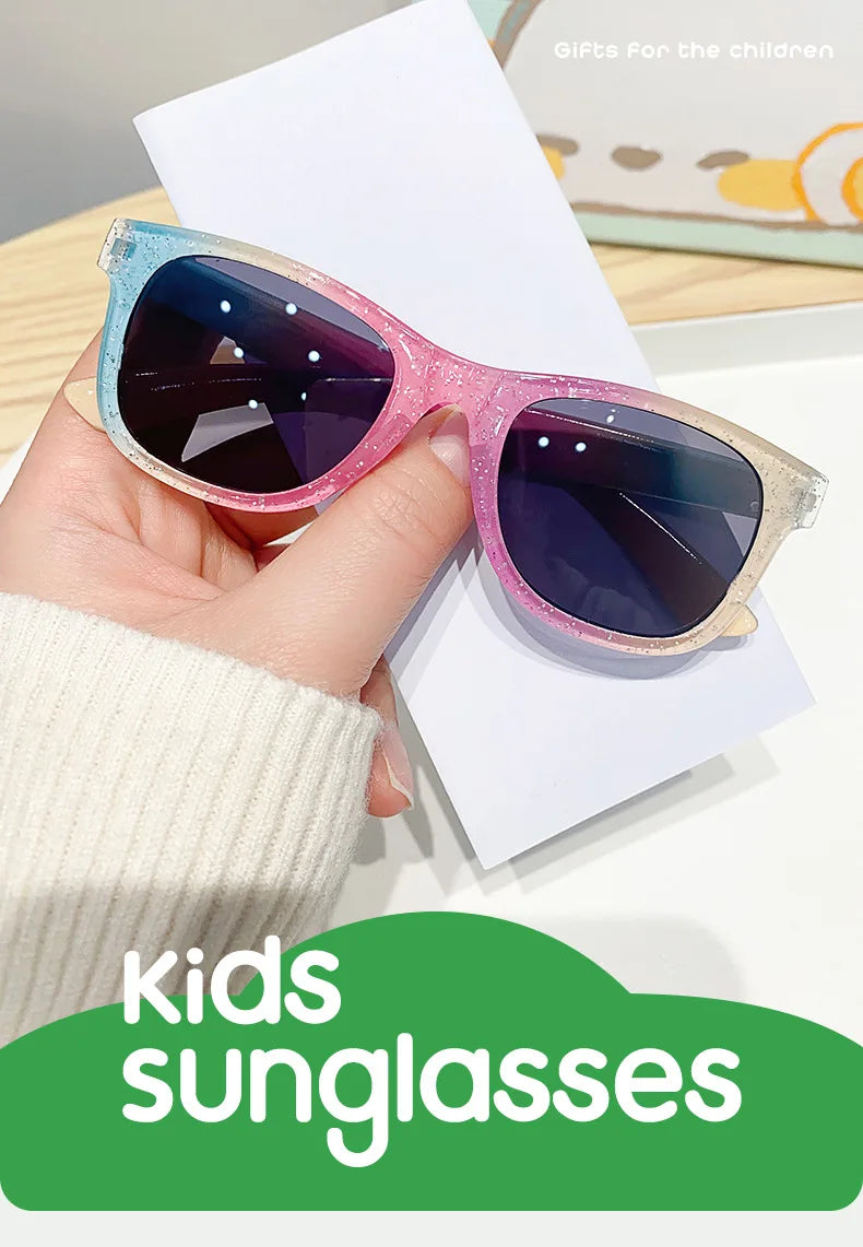 2024 Neue trendige coole bunte glänzende quadratische Sonnenbrille für Kinder Mädchen Trendige modische süße Sonnenbrille Kinderbrille