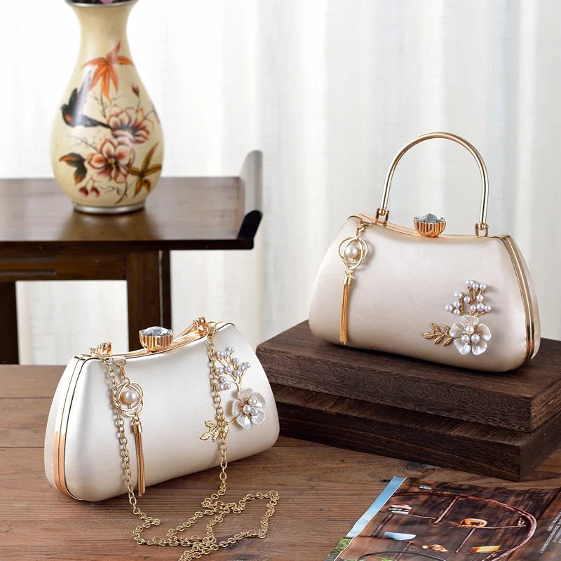 2025 Neue Damen Handgemachte Blumen Clutch Handtaschen Hochzeit Abend Geldbörsen Party Dinner Handtasche Für Damen 4 Farben