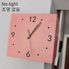 Kreative Lichtsensor Eckwanduhr Quadratisch Einfache Doppelseitige Wanduhr mit arabischer Ziffernskala Analoge Geräuschlose Wanduhr