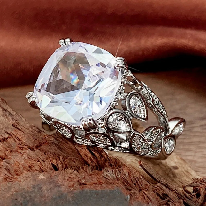 Huitan Creative Hollow Design Gorgeous Cubic Zirconia Rings for Women Rose Gold Color/Silver Color Wedding Party Trendy Jewelry
